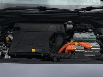 Hyundai IONIQ 1.6 h-GDi Premium DCT Euro 6 (s/s) 5dr
