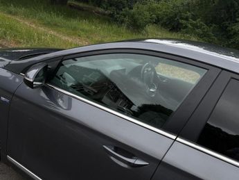 Hyundai IONIQ 1.6 h-GDi Premium DCT Euro 6 (s/s) 5dr