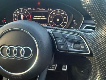 Audi A4 Avant 2.0 TFSI 35 Black Edition S Tronic Euro 6 (s/s) 5dr