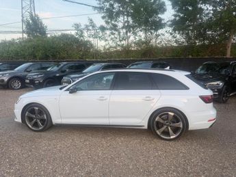 Audi A4 Avant 2.0 TFSI 35 Black Edition S Tronic Euro 6 (s/s) 5dr
