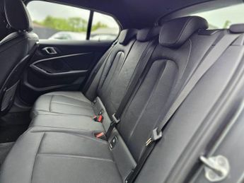 BMW 1 Series 1.5 118i M Sport DCT Euro 6 (s/s) 5dr