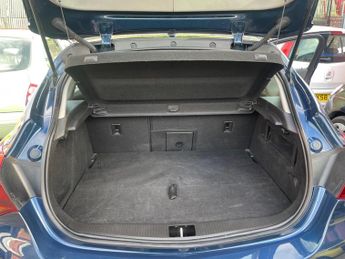 Vauxhall Astra 1.6 16v Elite Auto Euro 5 5dr