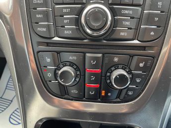 Vauxhall Astra 1.6 16v Elite Auto Euro 5 5dr