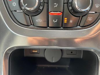 Vauxhall Astra 1.6 16v Elite Auto Euro 5 5dr