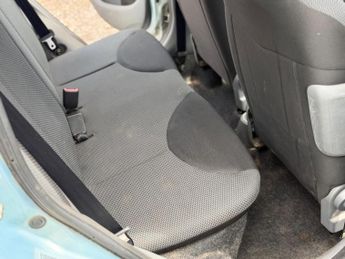 Toyota AYGO 1.0 VVT-i + MultiMode Euro 4 5dr