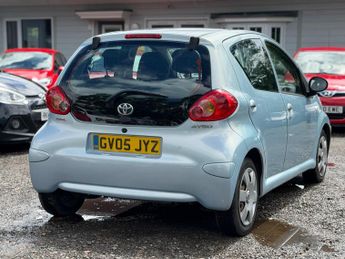 Toyota AYGO 1.0 VVT-i + MultiMode Euro 4 5dr