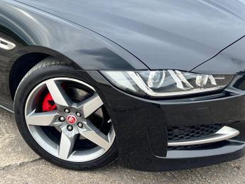 Jaguar XE 2.0d R-Sport Auto Euro 6 (s/s) 4dr
