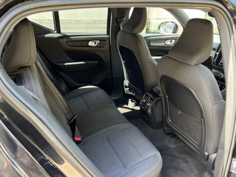 Volvo XC40 Recharge 69kWh Plus Auto 5dr