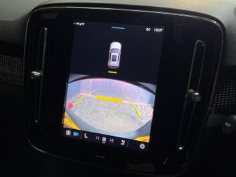 Volvo XC40 Recharge 69kWh Plus Auto 5dr