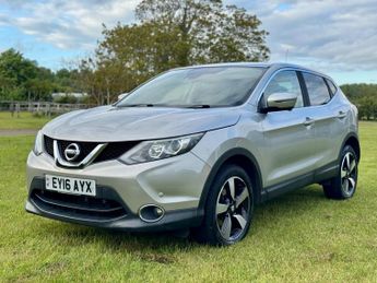 Nissan Qashqai 1.2 DIG-T N-Connecta XTRON 2WD Euro 6 (s/s) 5dr