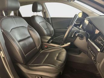 Kia Niro 64kWh 4+ SUV 5dr Electric Auto (201 bhp)