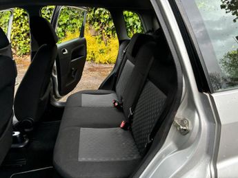 Ford Fiesta 1.4 Zetec 5dr
