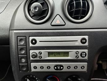 Ford Fiesta 1.4 Zetec 5dr