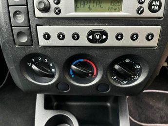 Ford Fiesta 1.4 Zetec 5dr