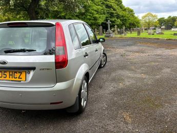 Ford Fiesta 1.4 Zetec 5dr
