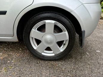 Ford Fiesta 1.4 Zetec 5dr
