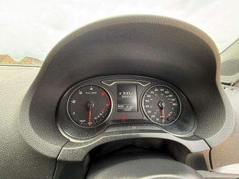 Audi A3 2.0 TDI S line Sportback S Tronic Auto 6Spd quattro Euro 6 (s/s)