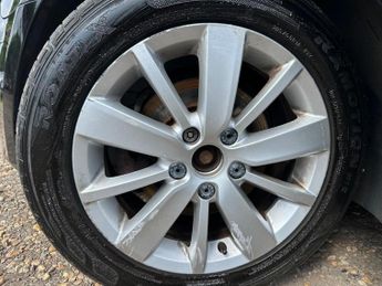 Volkswagen Golf 1.6 TDI BlueMotion Tech SE DSG Euro 5 (s/s) 5dr