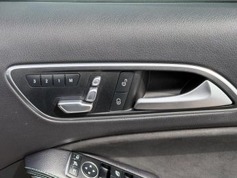 Mercedes-Benz A Class 2.1 A220d Motorsport Edition (Premium) 7G-DCT Euro 6 (s/s) 5dr