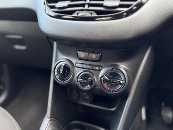 Peugeot 208 1.2 PureTech Active Euro 6 (s/s) 5dr