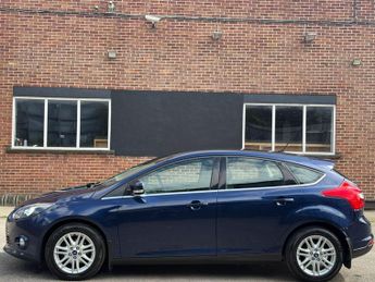 Ford Focus 1.0T EcoBoost Titanium Euro 5 (s/s) 5dr