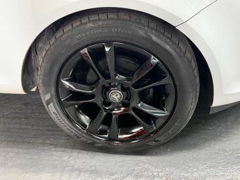 Vauxhall Corsa 1.2i 16v SXi 3dr