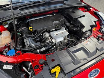 Ford Focus 1.0T EcoBoost Zetec Auto Euro 6 (s/s) 5dr