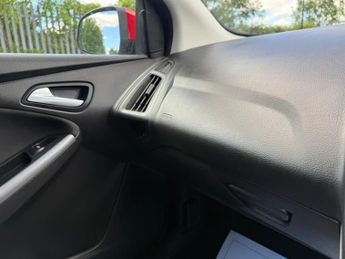 Ford Focus 1.0T EcoBoost Zetec Auto Euro 6 (s/s) 5dr