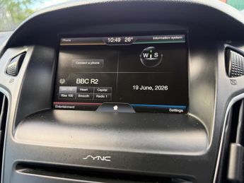 Ford Focus 1.0T EcoBoost Zetec Auto Euro 6 (s/s) 5dr