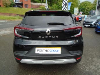 Renault Captur 1.6 E-TECH Iconic Edition Auto Euro 6 (s/s) 5dr