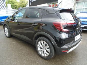 Renault Captur 1.6 E-TECH Iconic Edition Auto Euro 6 (s/s) 5dr