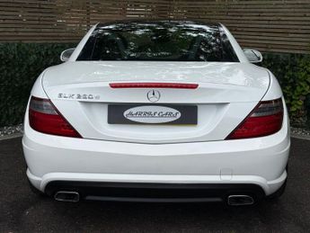 MERCEDES-BENZ SLK 2.1 SLK250d AMG Sport Convertible 2dr Diesel G-Tronic Euro 6 (s/
