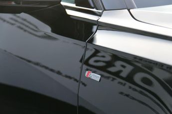 Audi A6 Avant 2.0 TFSI 40 Black Edition S Tronic Euro 6 (s/s) 5dr