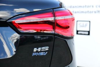 MG MG HS 1.5 T-GDI 16.6kWh Exclusive Auto Euro 6 (s/s) 5dr