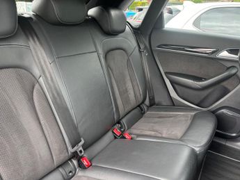 Audi Q3 1.4 TFSI CoD Black Edition S Tronic Euro 6 (s/s) 5dr