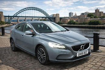 Volvo V40 2.0 T2 Momentum Euro 6 (s/s) 5dr