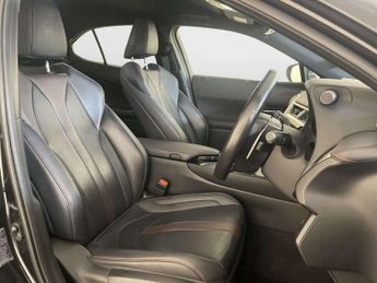 Lexus UX 2.0 250h F Sport SUV 5dr Petrol Hybrid E-CVT Euro 6 (s/s) (184 p