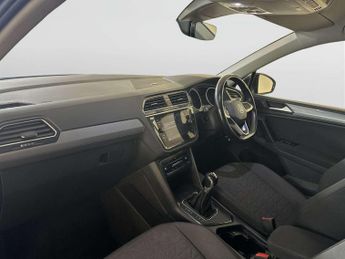 Volkswagen Tiguan 2.0 TDI Life SUV 5dr Diesel Manual Euro 6 (s/s) (150 ps)