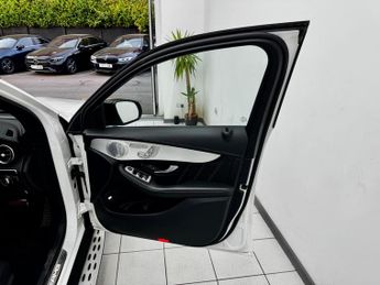Mercedes-Benz GLC 4.0 GLC63 V8 BiTurbo AMG (Premium) SpdS MCT 4MATIC+ Euro 6 (s/s)