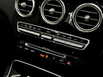 Mercedes-Benz GLC 4.0 GLC63 V8 BiTurbo AMG (Premium) SpdS MCT 4MATIC+ Euro 6 (s/s)