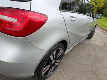 Mercedes-Benz A Class 2.1 A200 CDI Sport 7G-DCT Euro 6 (s/s) 5dr