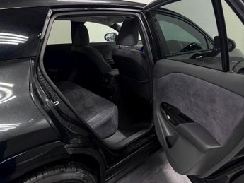 Lexus RZ 450e 71.4kWh Takumi SUV 5dr Electric Auto DIRECT4 (313 ps)