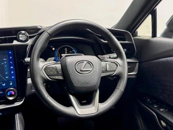 Lexus RZ 450e 71.4kWh Takumi SUV 5dr Electric Auto DIRECT4 (313 ps)