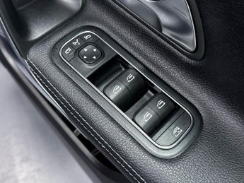 Mercedes-Benz A Class 1.5 A180d Sport (Executive) Hatchback 5dr Diesel 7G-DCT Euro 6 (