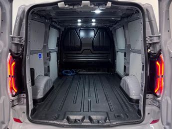 Ford E-Transit Custom 320 65kWh Sport Panel Van 5dr Electric Auto L1 H1 (218 ps)