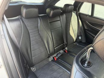 Mercedes-Benz E Class 2.0 E300de 13.5kWh AMG Line (Premium) G-Tronic+ Euro 6 (s/s) 5dr