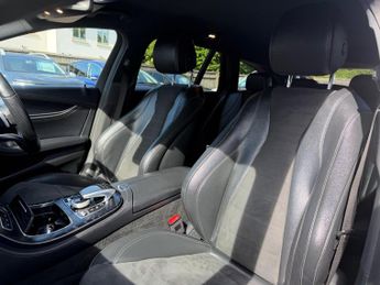Mercedes-Benz E Class 2.0 E300de 13.5kWh AMG Line (Premium) G-Tronic+ Euro 6 (s/s) 5dr