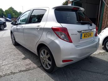 Toyota Yaris 1.33 Dual VVT-i SR Multidrive S Euro 5 5dr