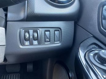 Renault Clio 1.5 dCi Dynamique S MediaNav EDC Euro 5 5dr