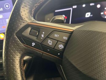 CUPRA Formentor 1.4 eHybrid 12.8kWh VZ1 SUV 5dr Petrol Plug-in Hybrid DSG Euro 6